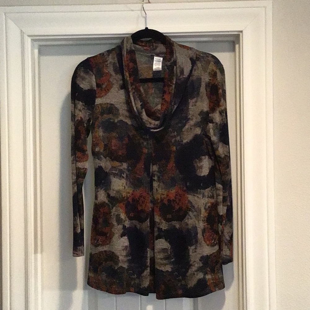 Long sleeve lightweight cowl neck sweater size S